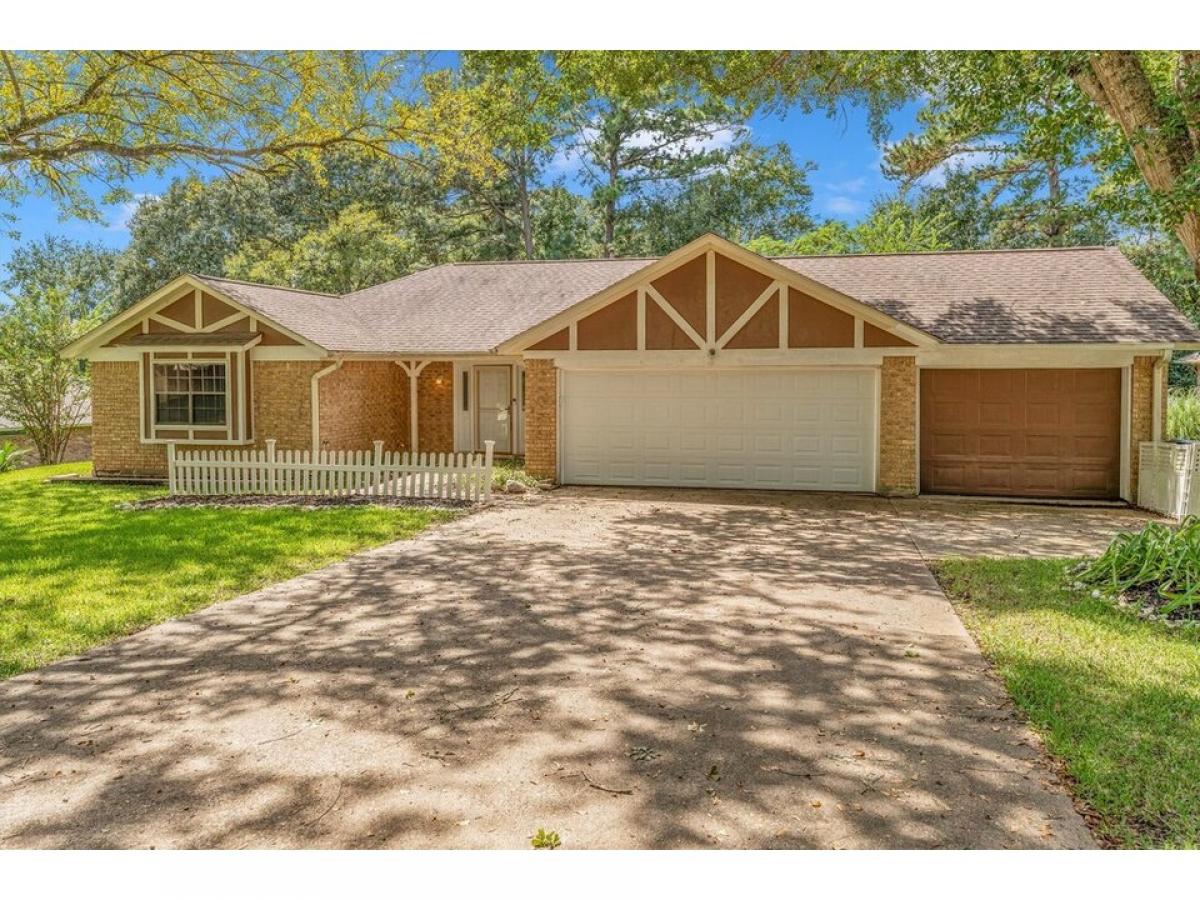 Picture of Home For Sale in Huntsville, Texas, United States