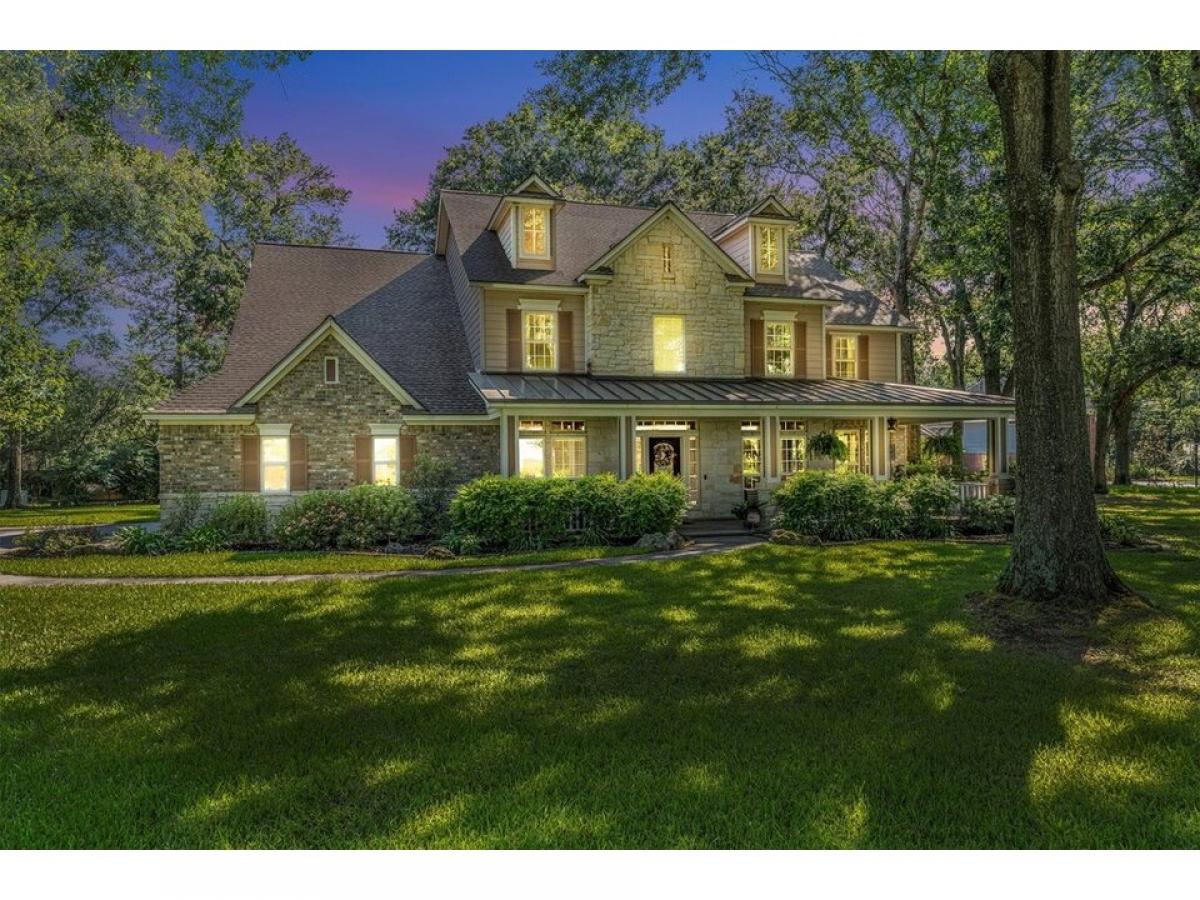 Picture of Home For Sale in Tomball, Texas, United States