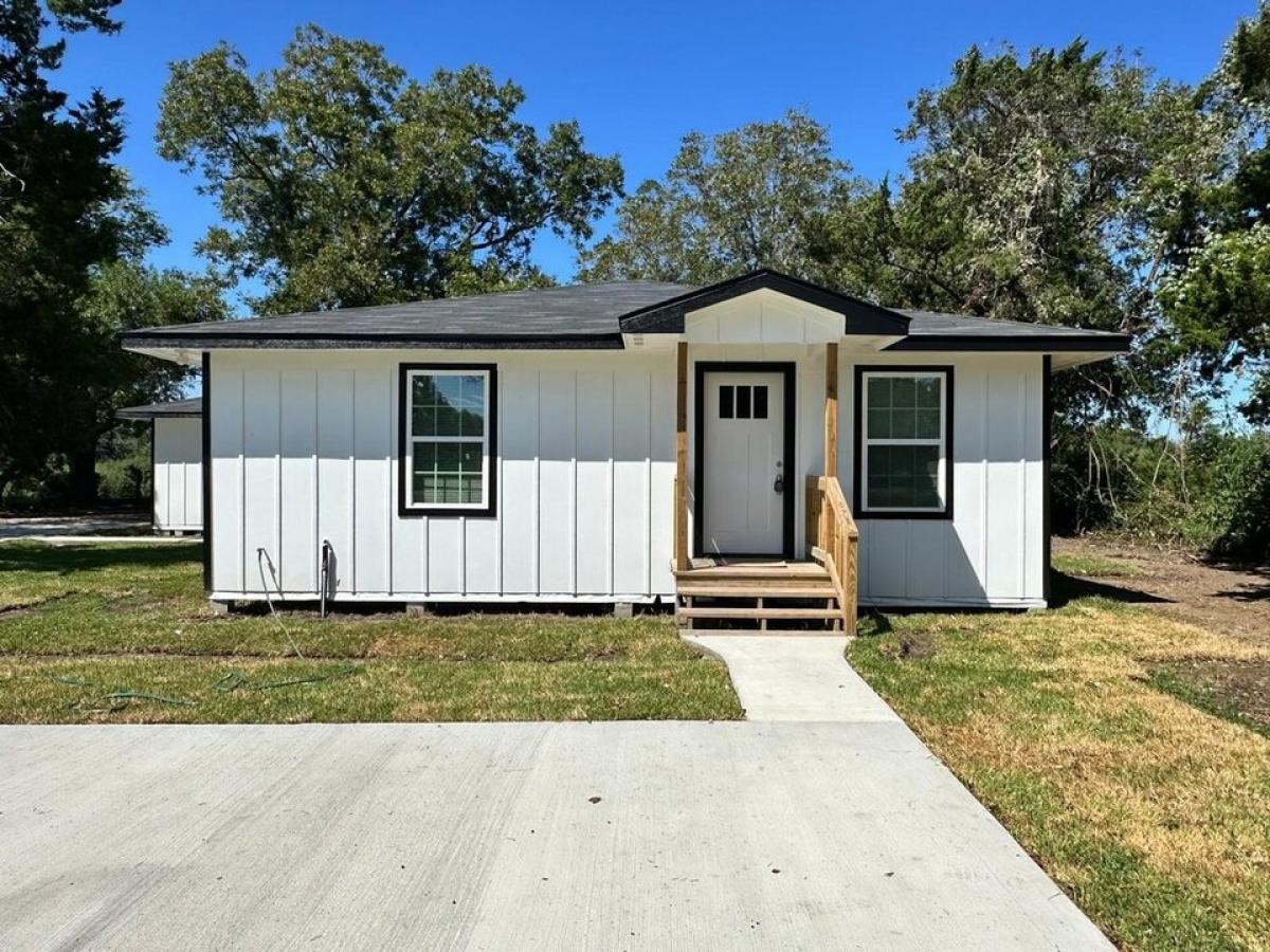 Picture of Home For Rent in Liberty, Texas, United States