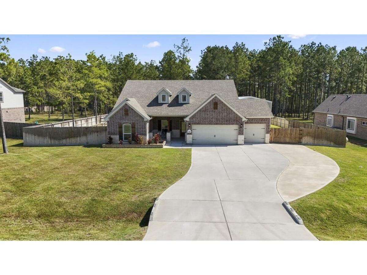 Picture of Home For Sale in Conroe, Texas, United States