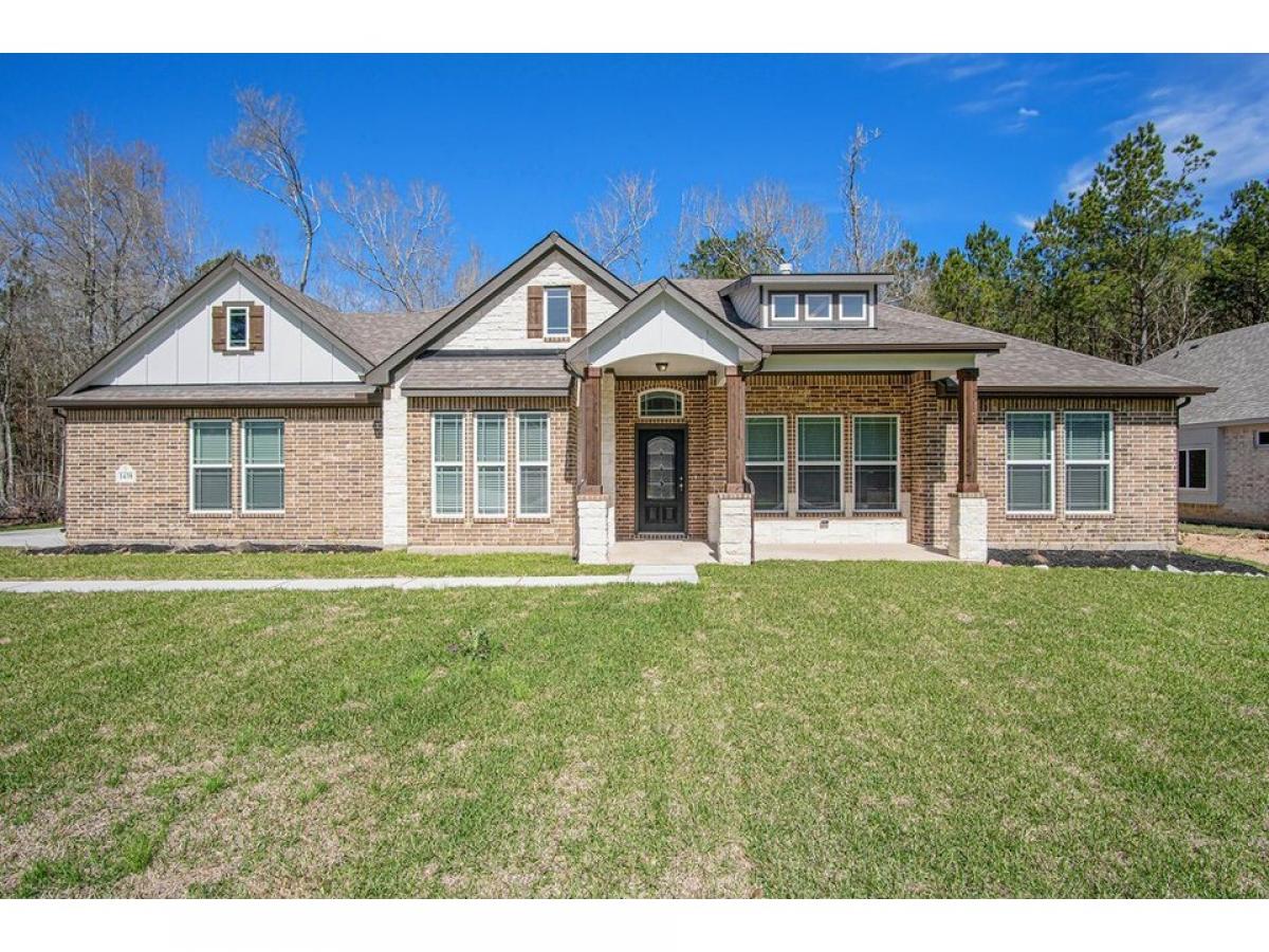 Picture of Home For Sale in Dayton, Texas, United States