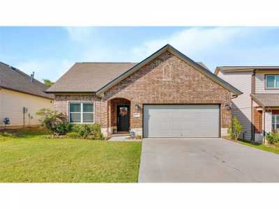 Home For Sale in Willis, Texas