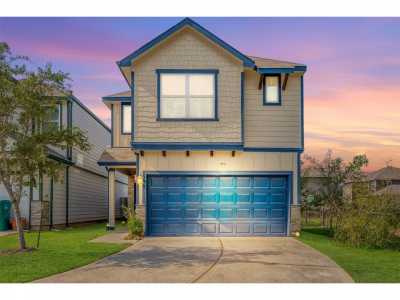 Home For Sale in Conroe, Texas