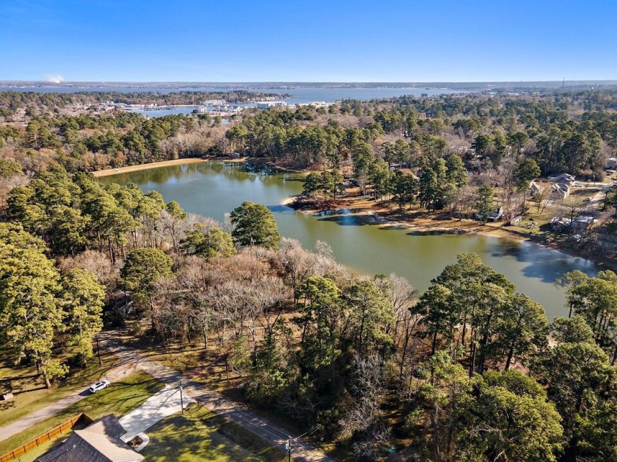 Picture of Residential Land For Sale in Conroe, Texas, United States