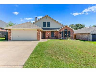 Home For Sale in Bryan, Texas