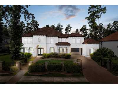 Home For Sale in The Woodlands, Texas