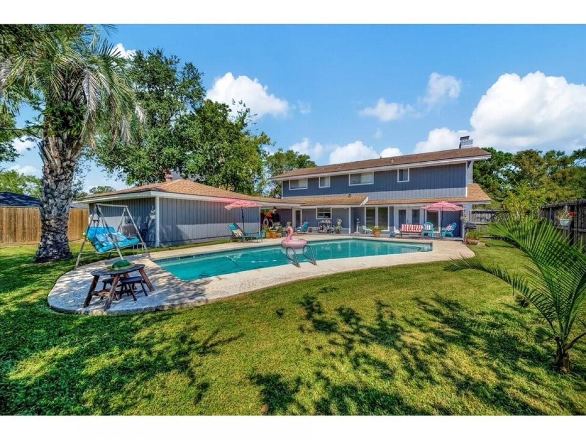 Picture of Home For Sale in Seabrook, Texas, United States