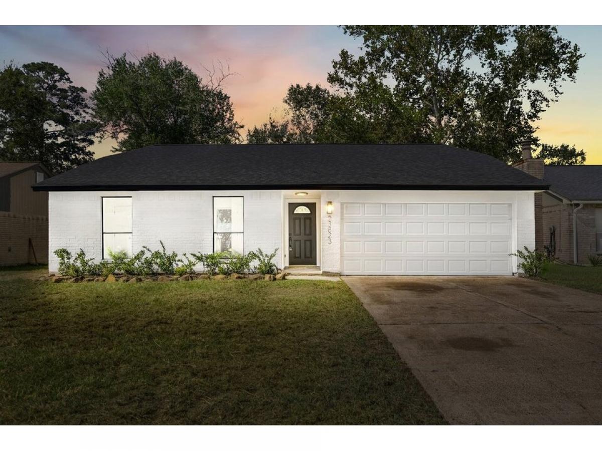 Picture of Home For Sale in Spring, Texas, United States