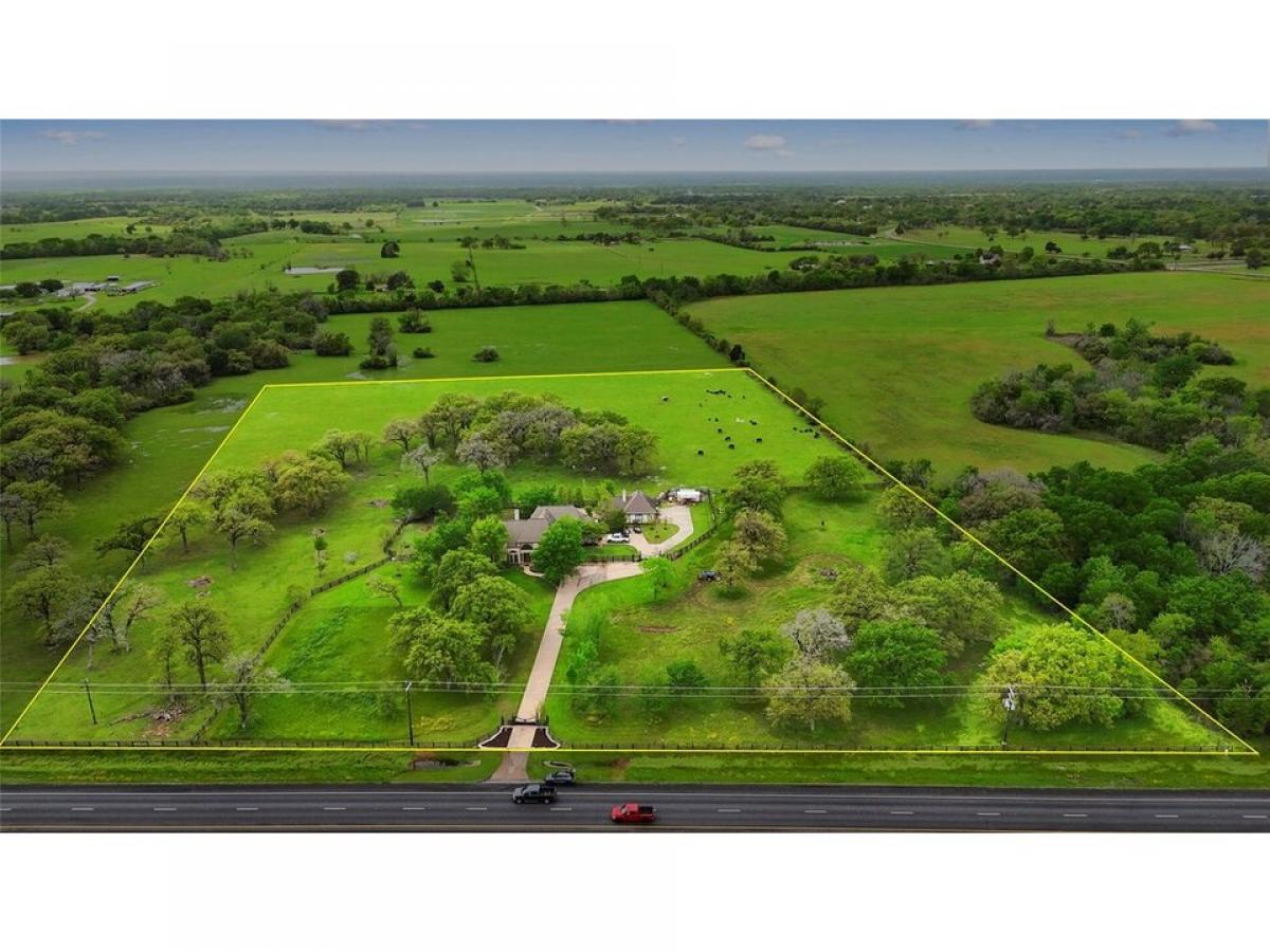 Picture of Home For Sale in Hempstead, Texas, United States