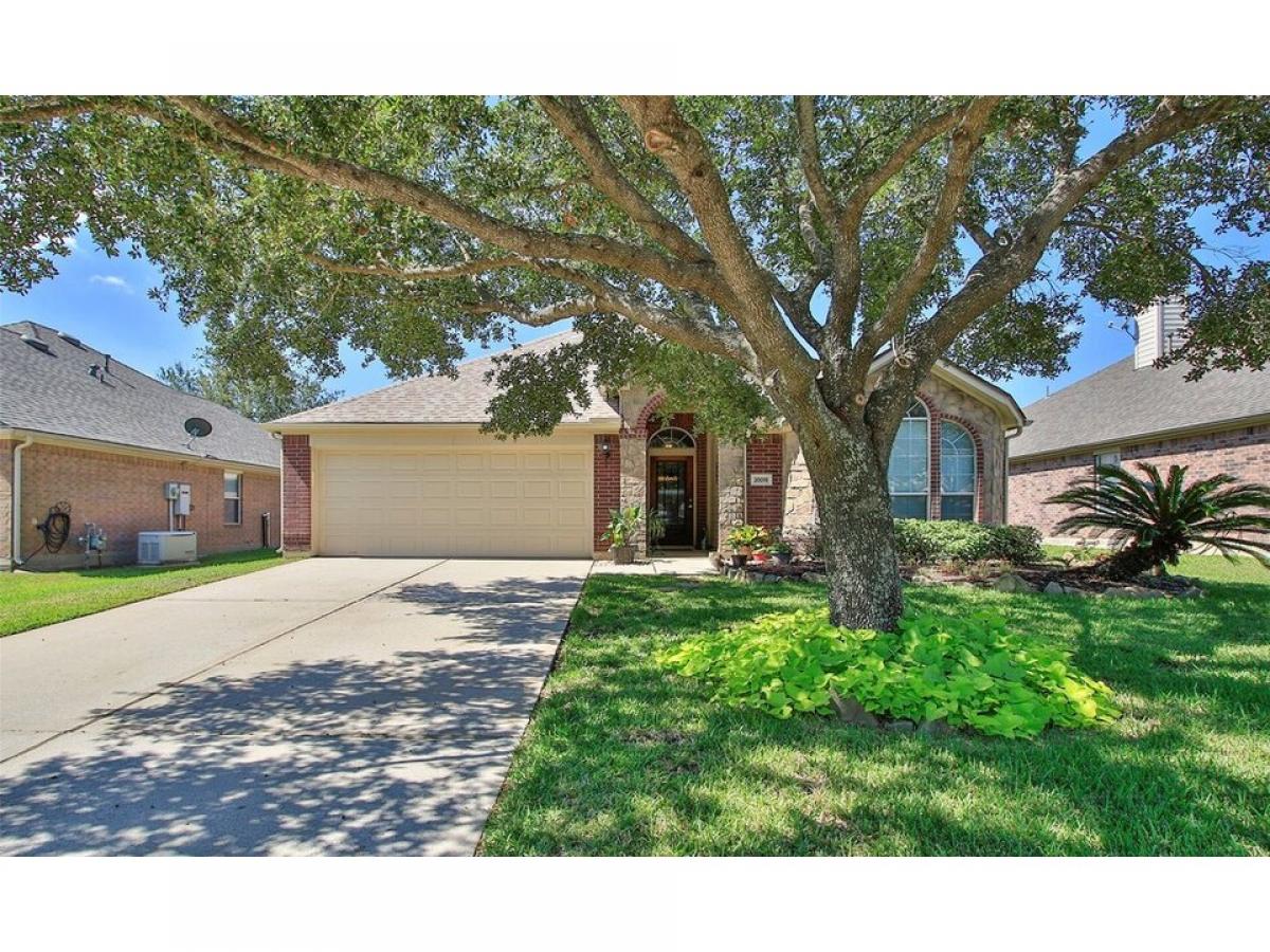 Picture of Home For Sale in Spring, Texas, United States