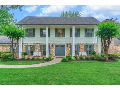 Home For Sale in Conroe, Texas