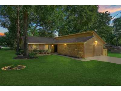 Home For Sale in Conroe, Texas