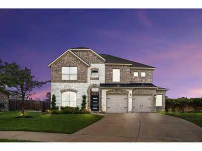 Home For Sale in Tomball, Texas