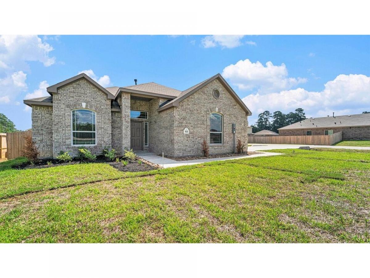 Picture of Home For Sale in Conroe, Texas, United States