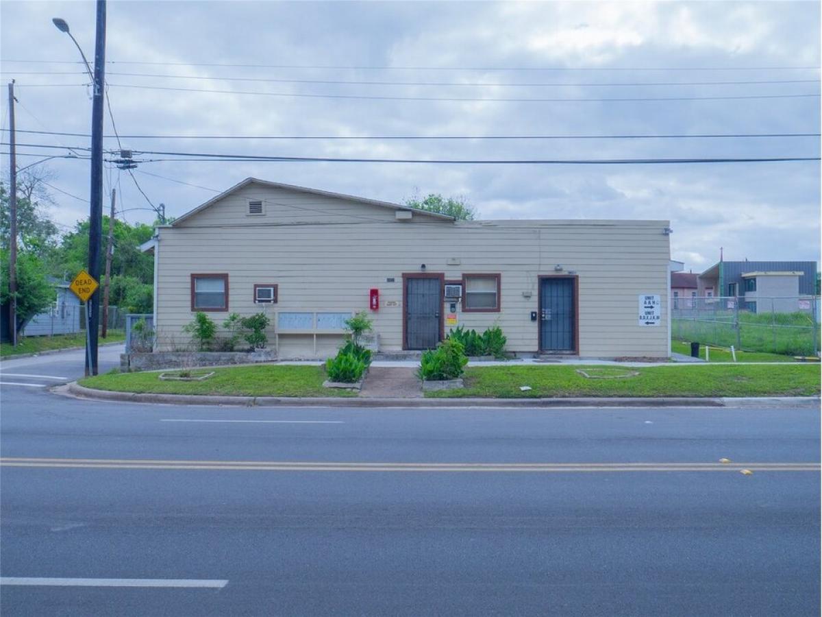 Picture of Home For Sale in Houston, Texas, United States