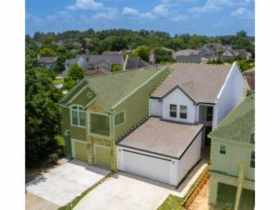 Home For Sale in Montgomery, Texas