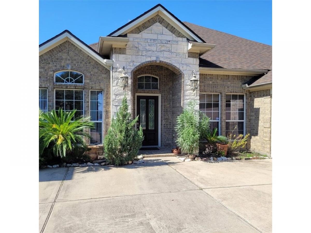 Picture of Home For Sale in Cypress, Texas, United States