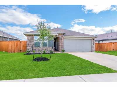 Home For Rent in Rosharon, Texas