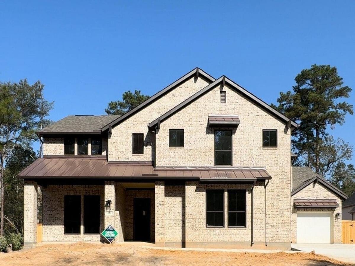 Picture of Home For Sale in Willis, Texas, United States