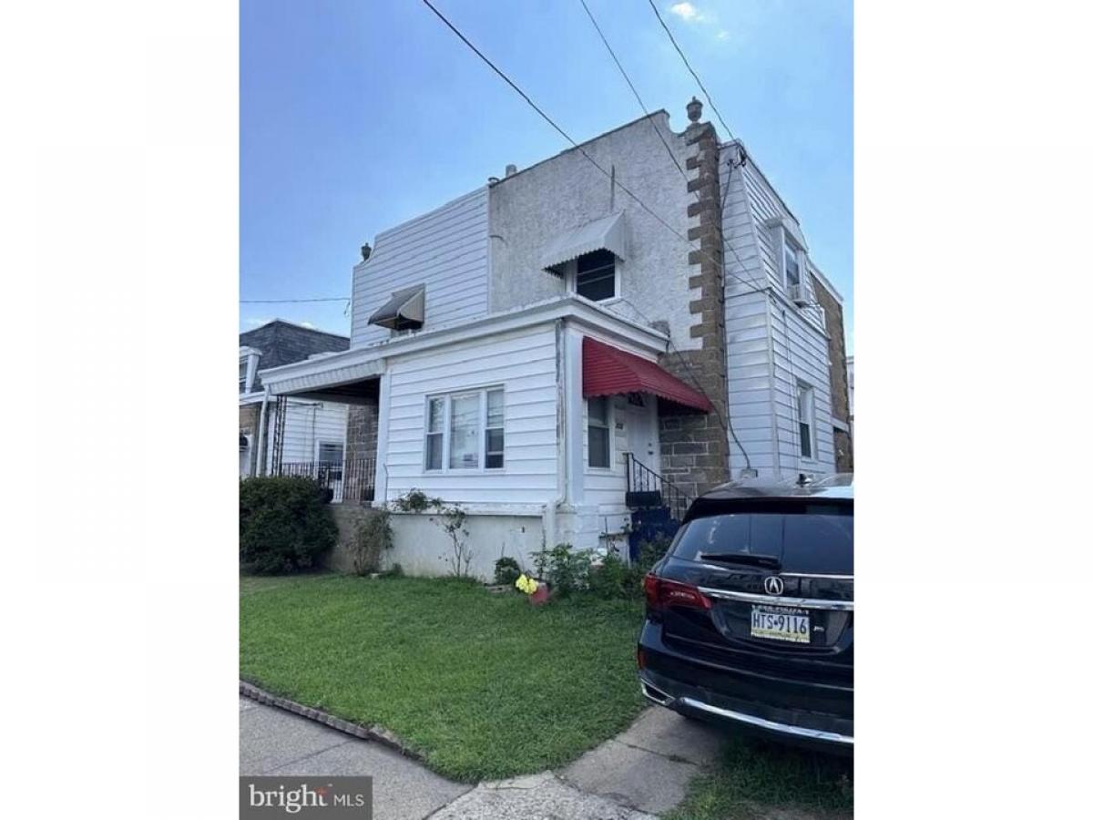 Picture of Home For Sale in Upper Darby, Pennsylvania, United States