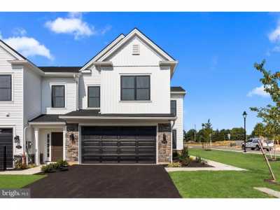 Home For Sale in Chalfont, Pennsylvania