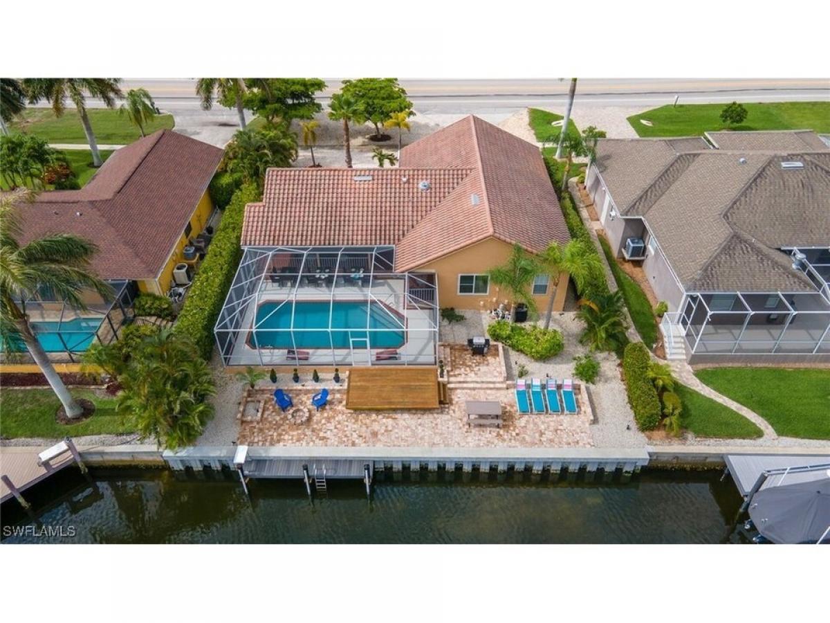 Picture of Home For Sale in Marco Island, Florida, United States