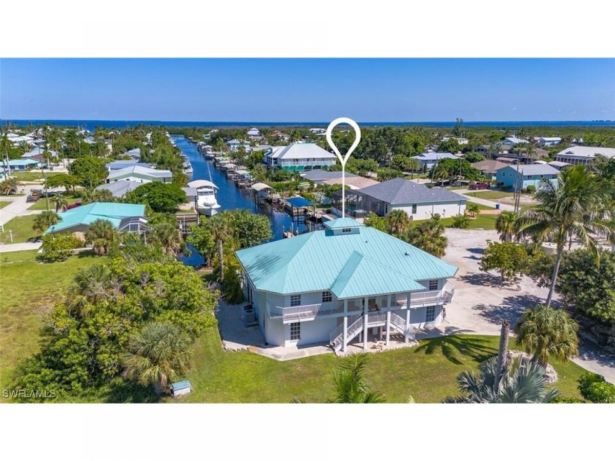 Picture of Home For Sale in Bokeelia, Florida, United States