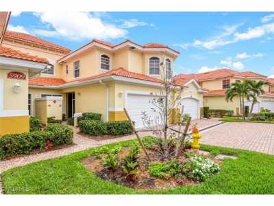 Home For Sale in Cape Coral, Florida