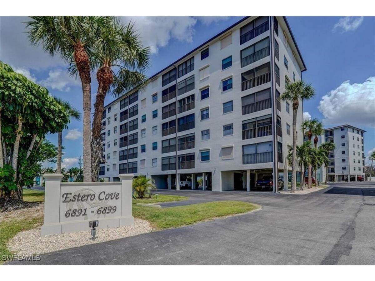 Picture of Home For Sale in Fort Myers Beach, Florida, United States