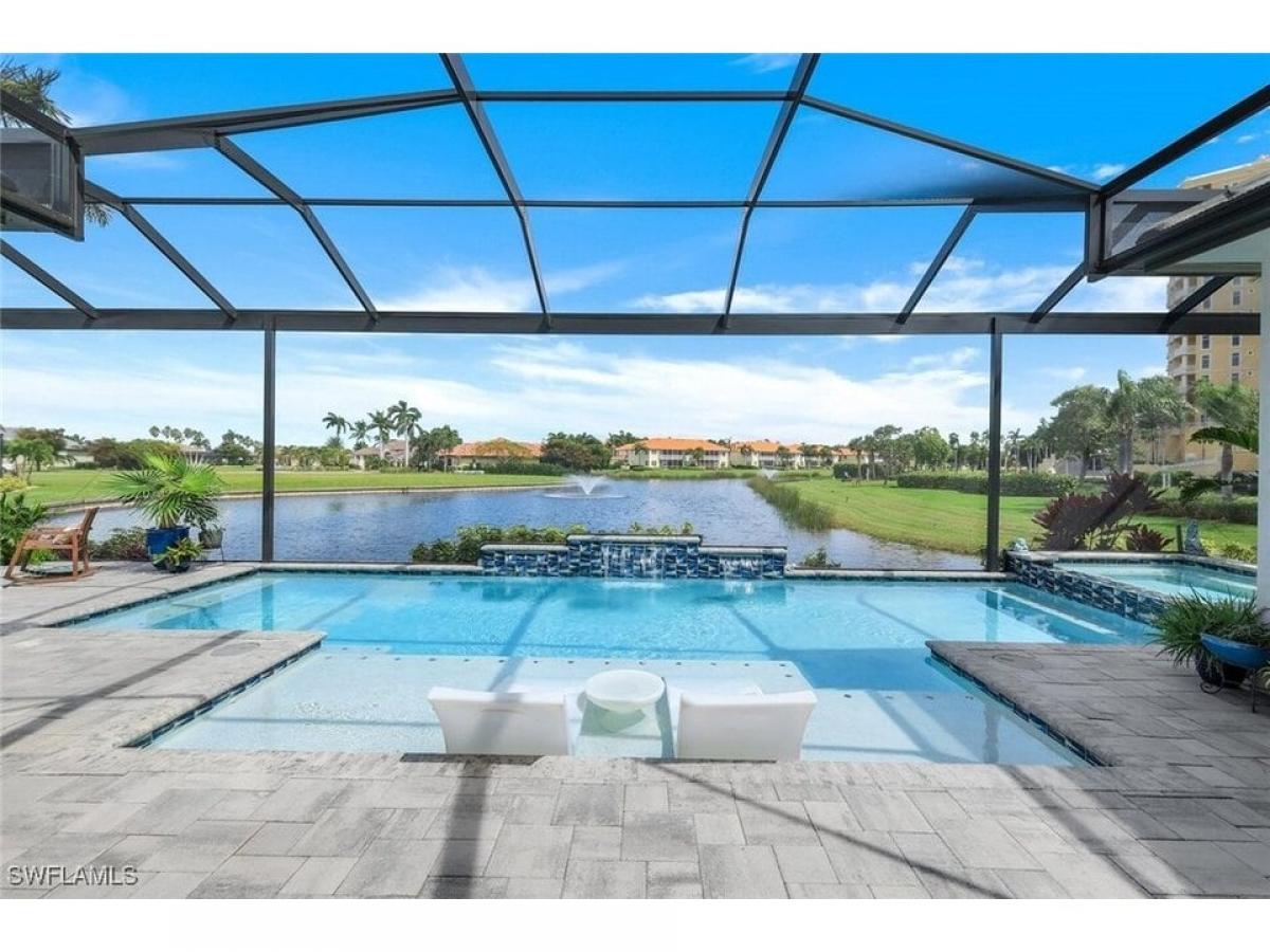 Picture of Home For Sale in Cape Coral, Florida, United States