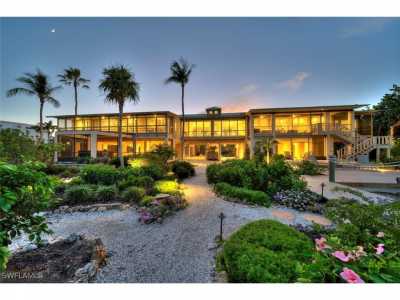 Home For Sale in Captiva, Florida