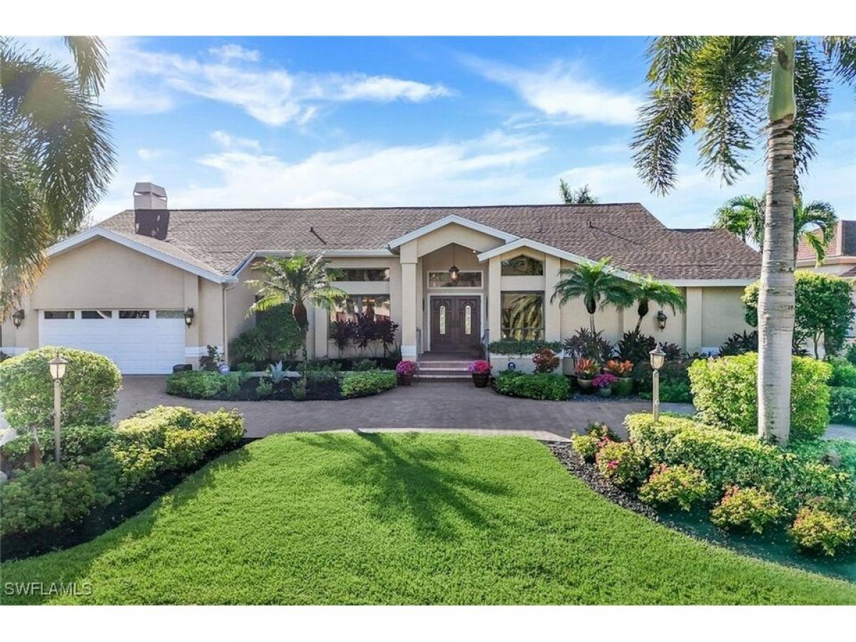 Picture of Home For Sale in Fort Myers, Florida, United States