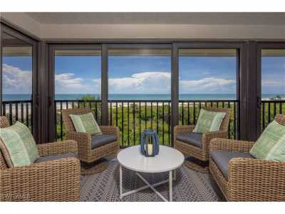 Home For Sale in Sanibel, Florida