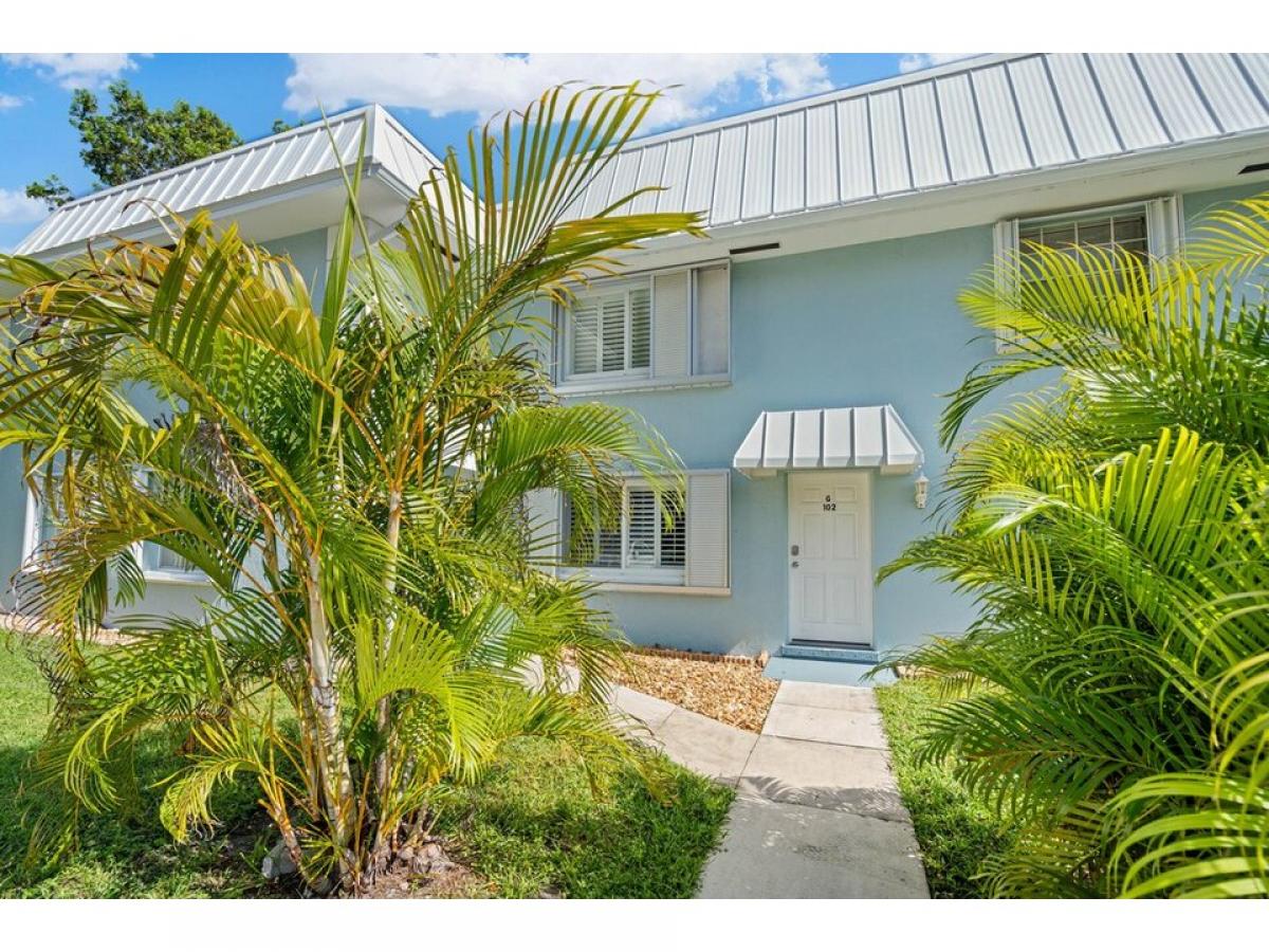 Picture of Home For Sale in Plantation Key, Florida, United States