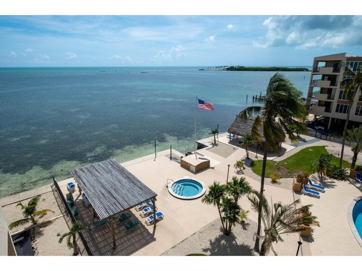 Picture of Home For Sale in Upper Matecumbe Key Islamorada, Florida, United States