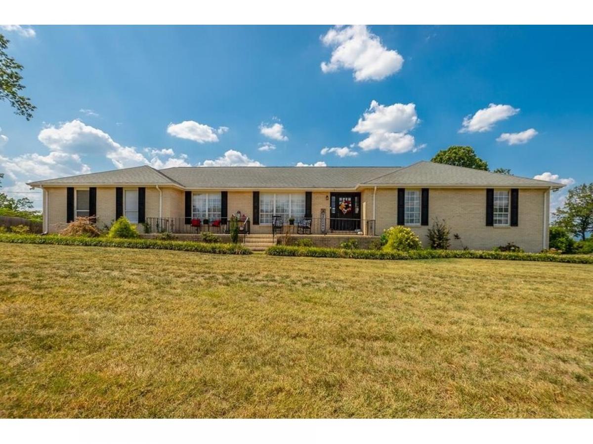 Picture of Home For Sale in Rossville, Georgia, United States