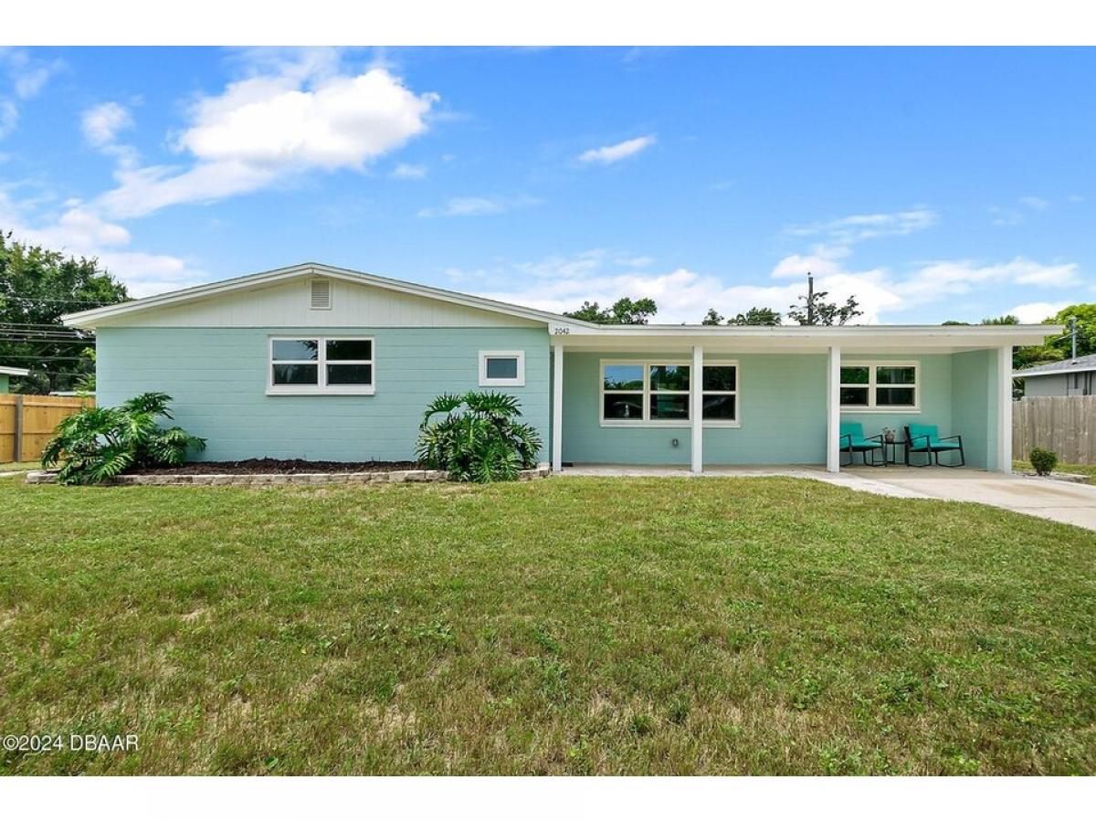 Picture of Home For Sale in South Daytona, Florida, United States