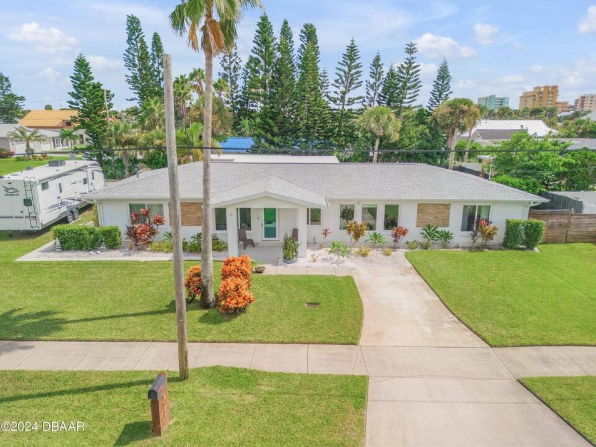 Picture of Home For Sale in New Smyrna Beach, Florida, United States