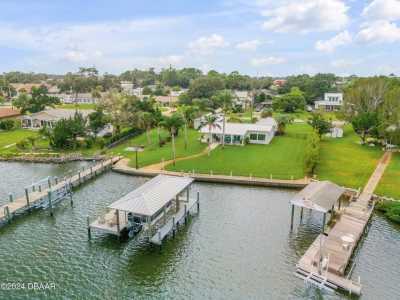 Home For Sale in Edgewater, Florida