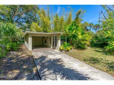 Home For Sale in Port Orange, Florida