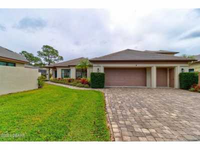 Home For Sale in Port Orange, Florida