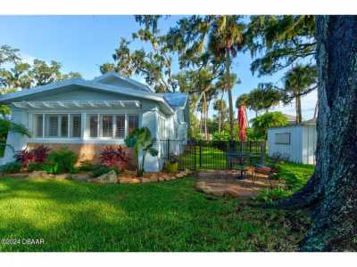 Home For Sale in Port Orange, Florida