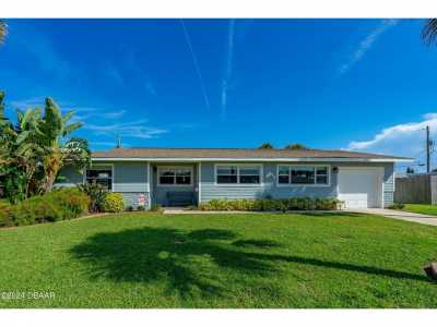 Home For Sale in Ormond Beach, Florida