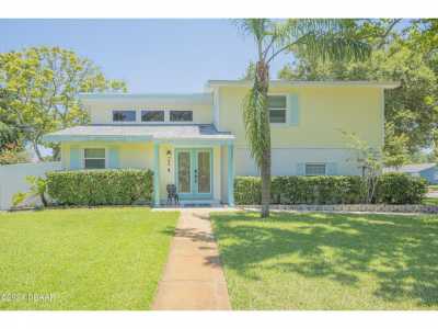 Home For Sale in Ormond Beach, Florida