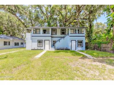 Home For Sale in Daytona Beach, Florida