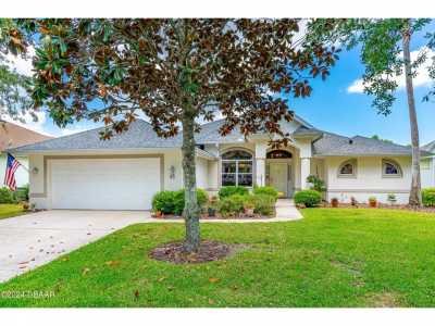 Home For Sale in Ormond Beach, Florida