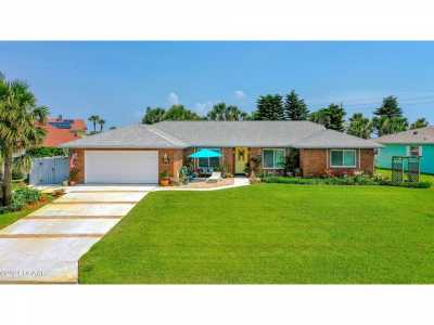 Home For Sale in Ormond Beach, Florida