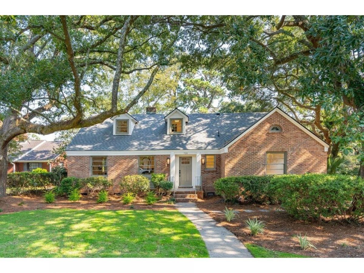 Picture of Home For Sale in Charleston, South Carolina, United States