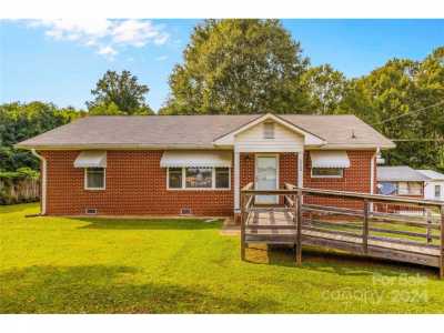 Home For Sale in Salisbury, North Carolina