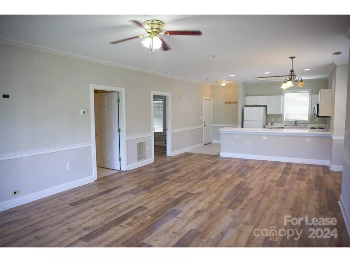 Picture of Home For Rent in Charlotte, North Carolina, United States